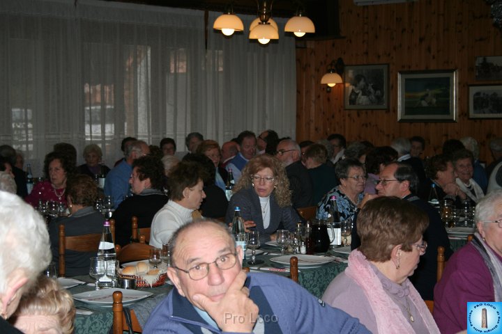 Pranzo Anziani 2011 (3).JPG